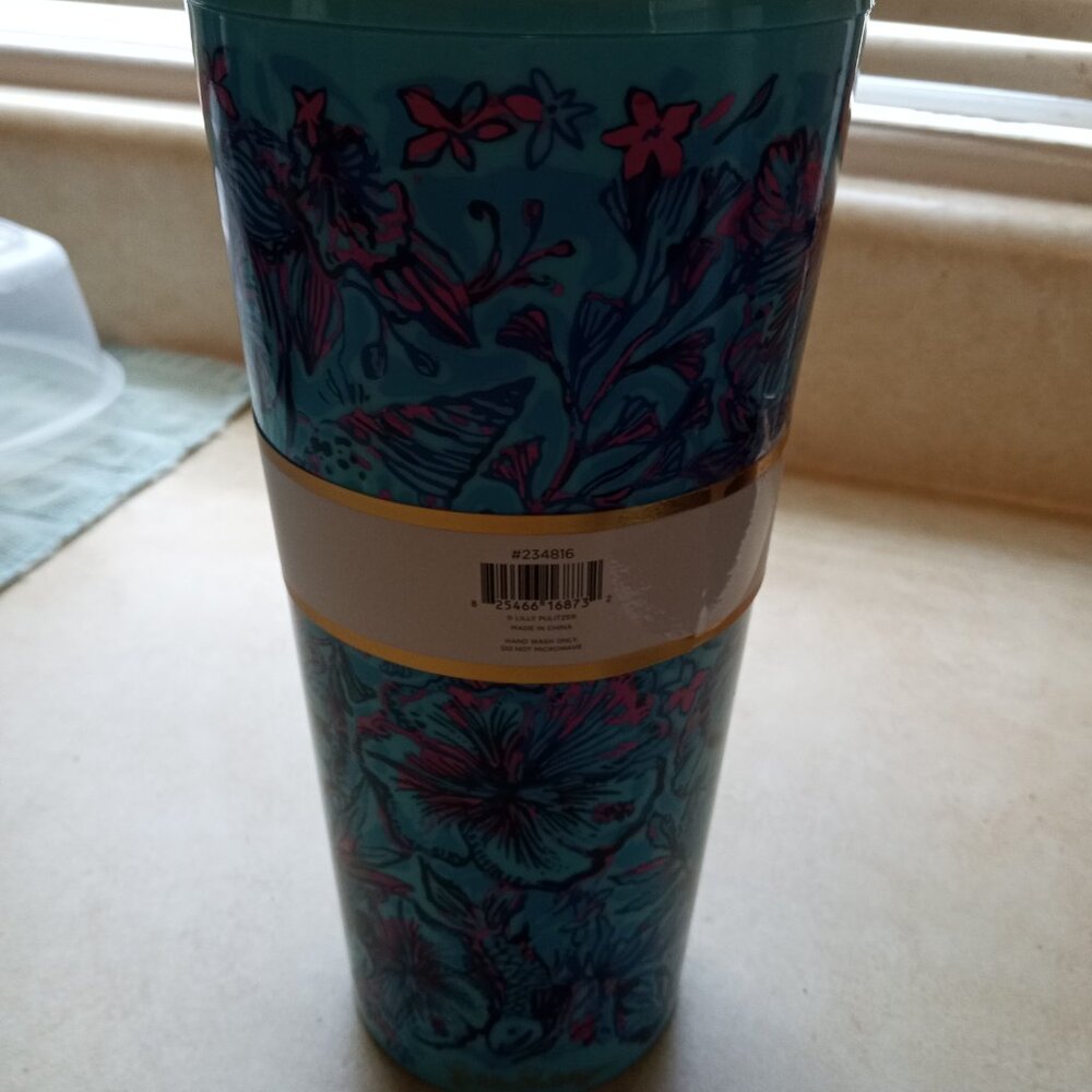 NWT Lilly Pulitzer tumbler Shells N Bells - Picture 2 of 4